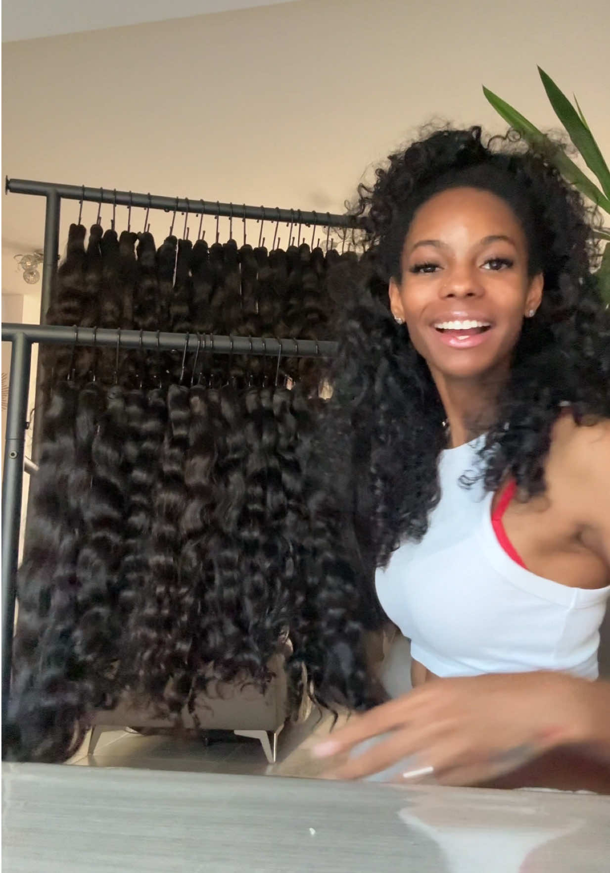 @RAWTHENTIC HAIR.