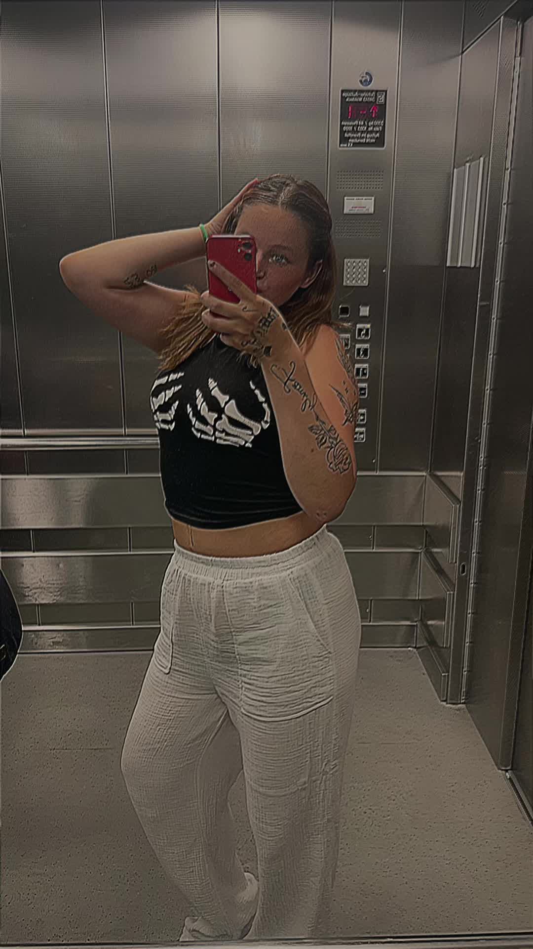 @Angy_187