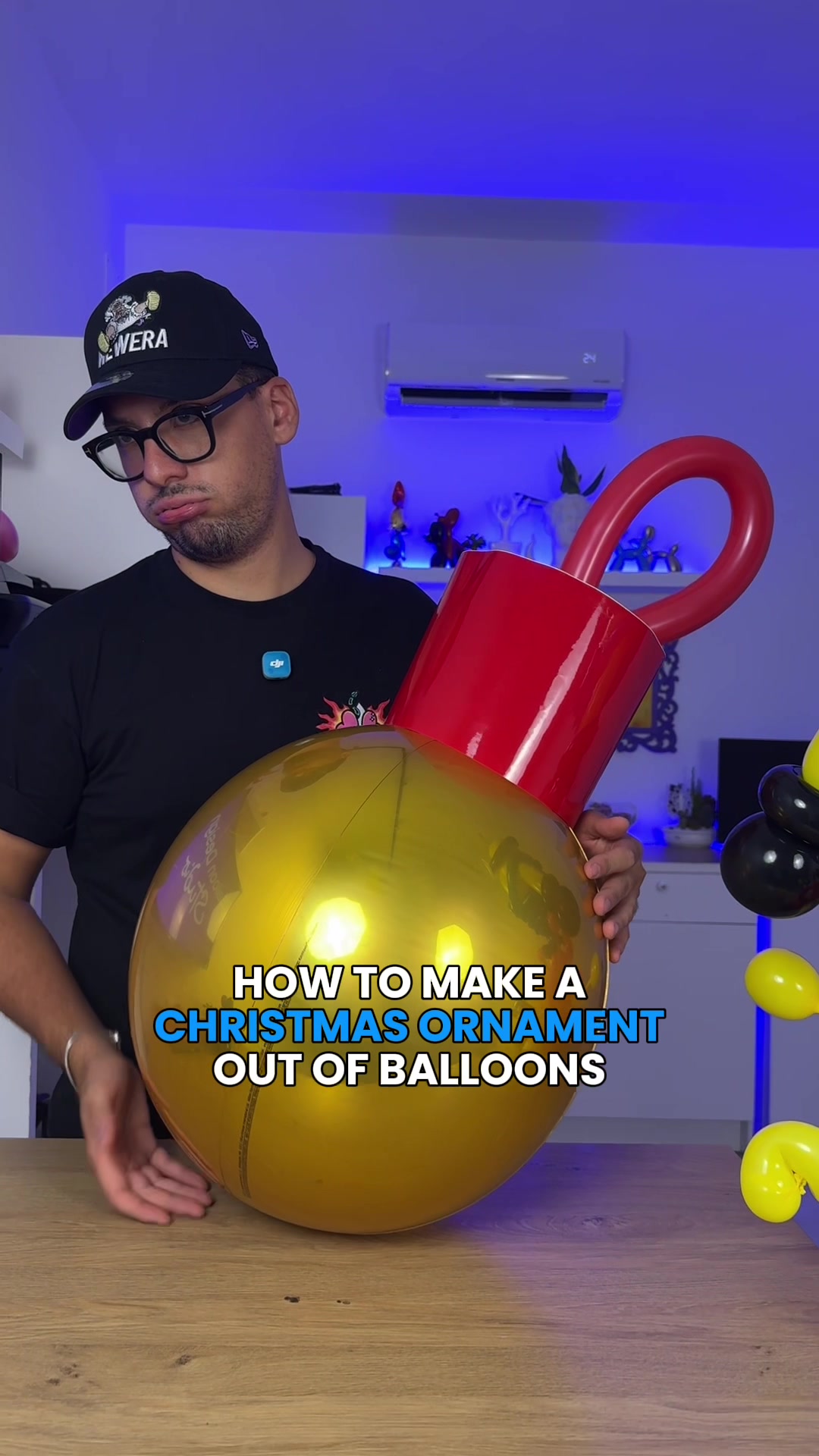 @Nello_Balloon Artist