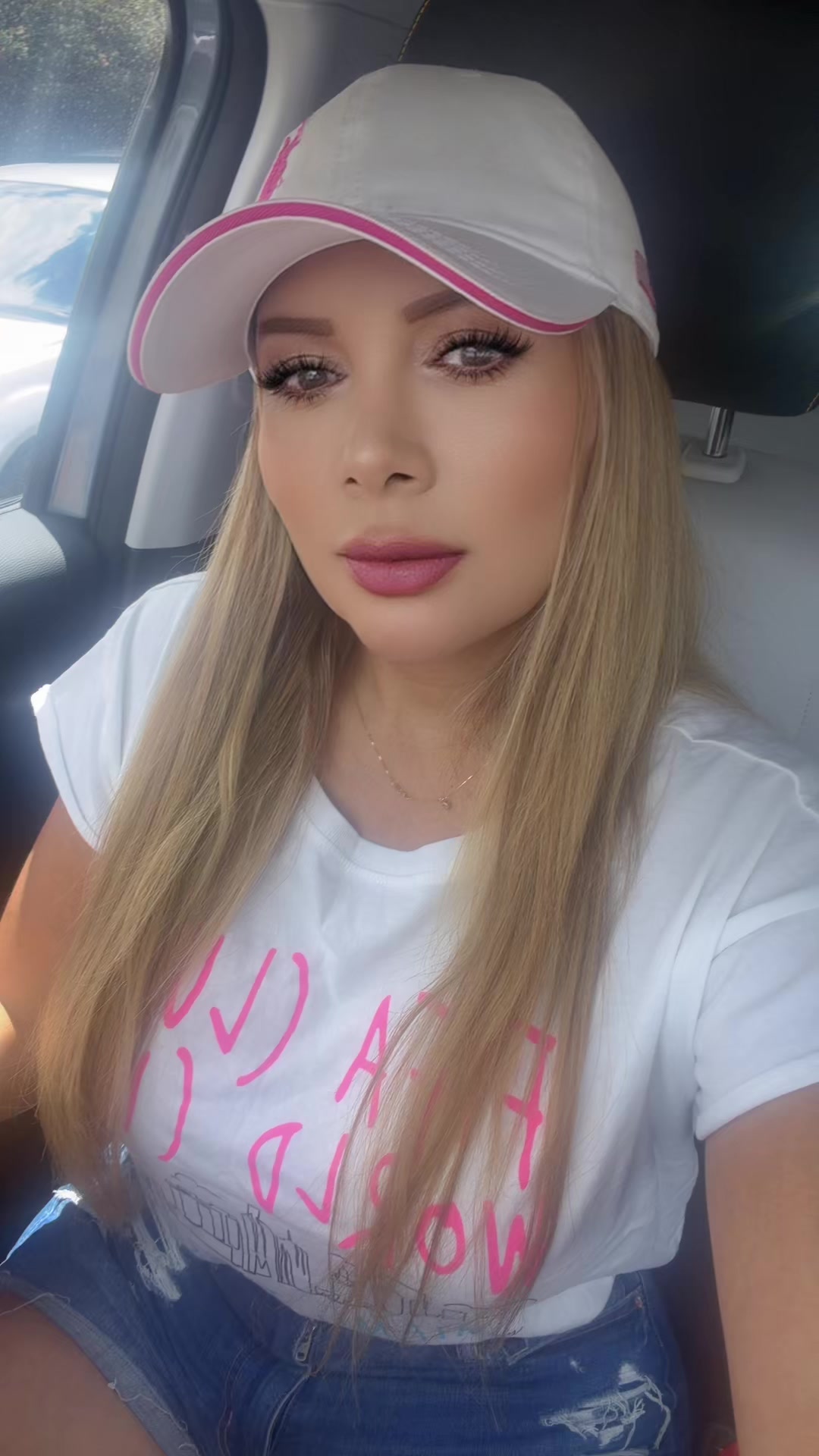 @Anna Karyna