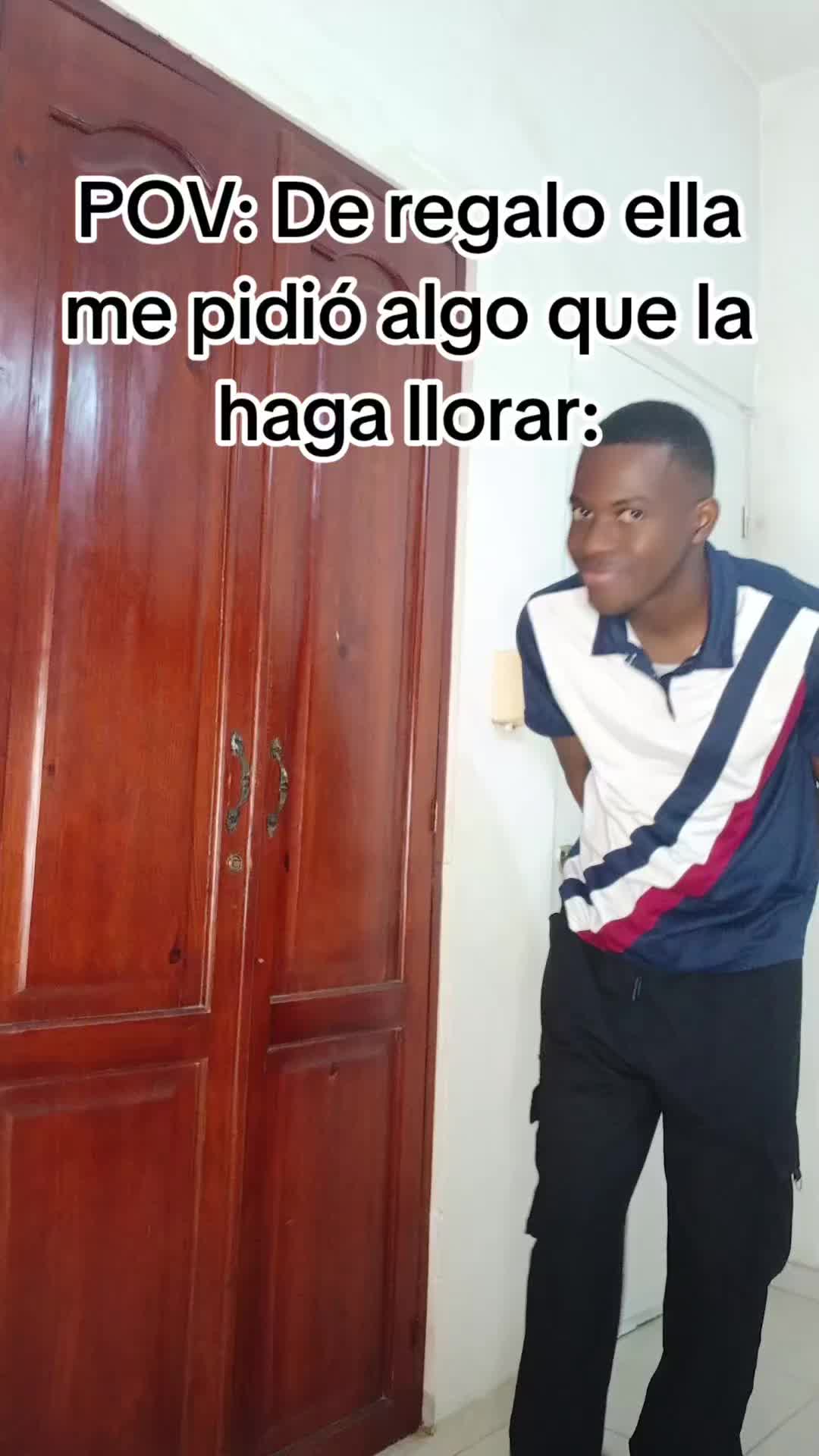 @unprofeconaura 😎