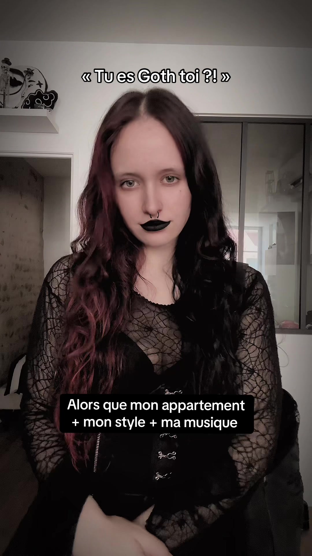 @🦇 𝔐𝔞𝔯𝔦𝔫𝔢 - Goth Girl