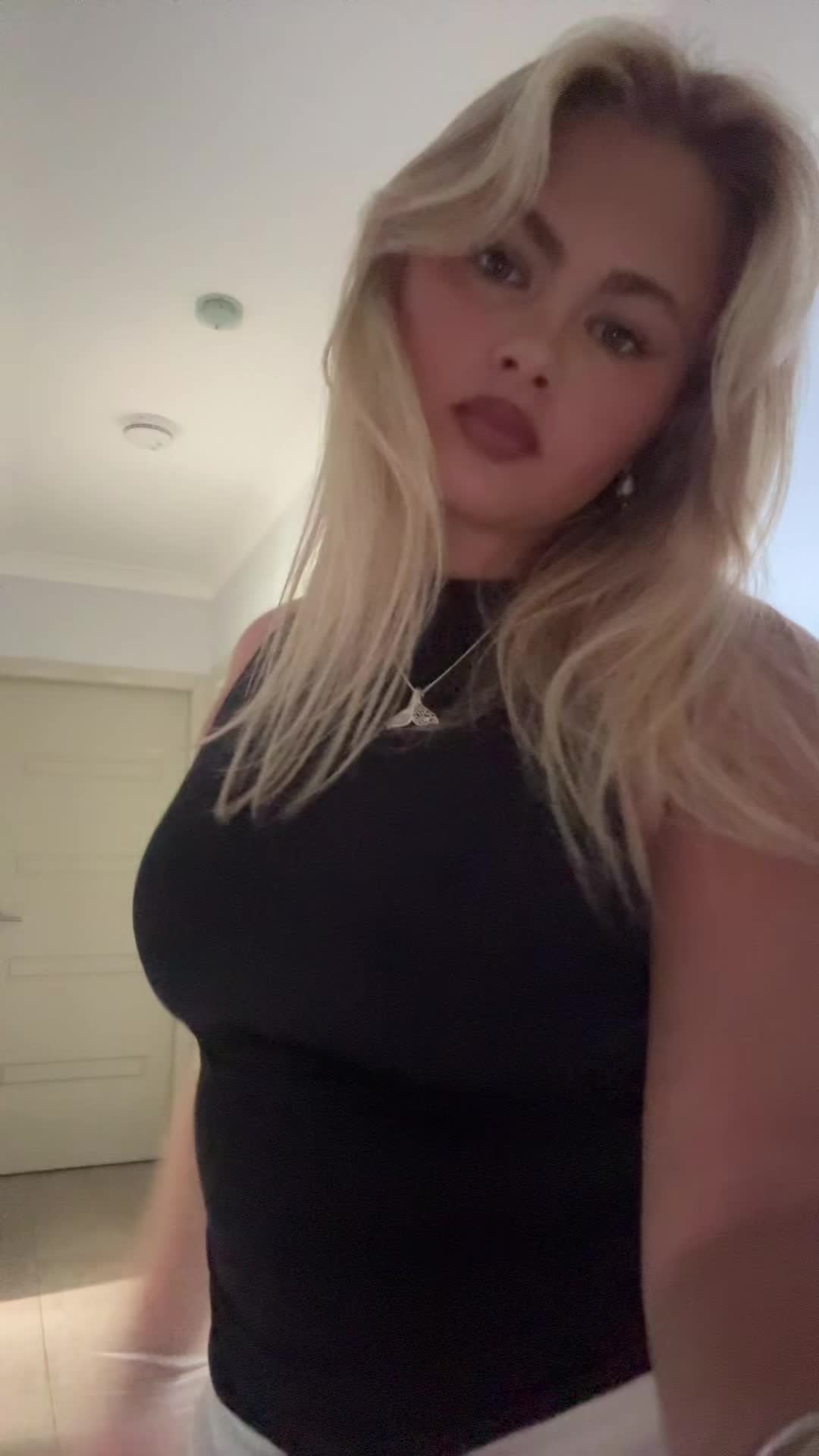 @erinjworthers