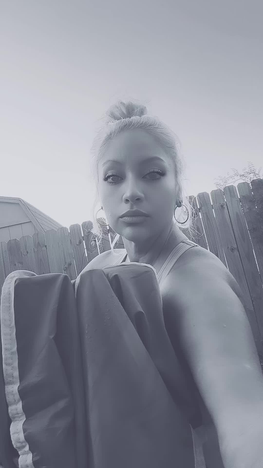 @Beebee
