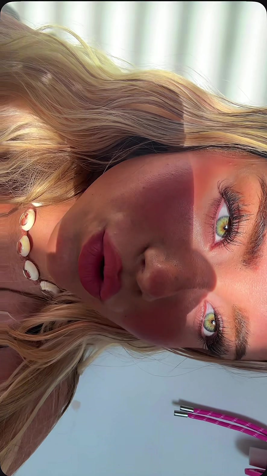 @itshalliewilde