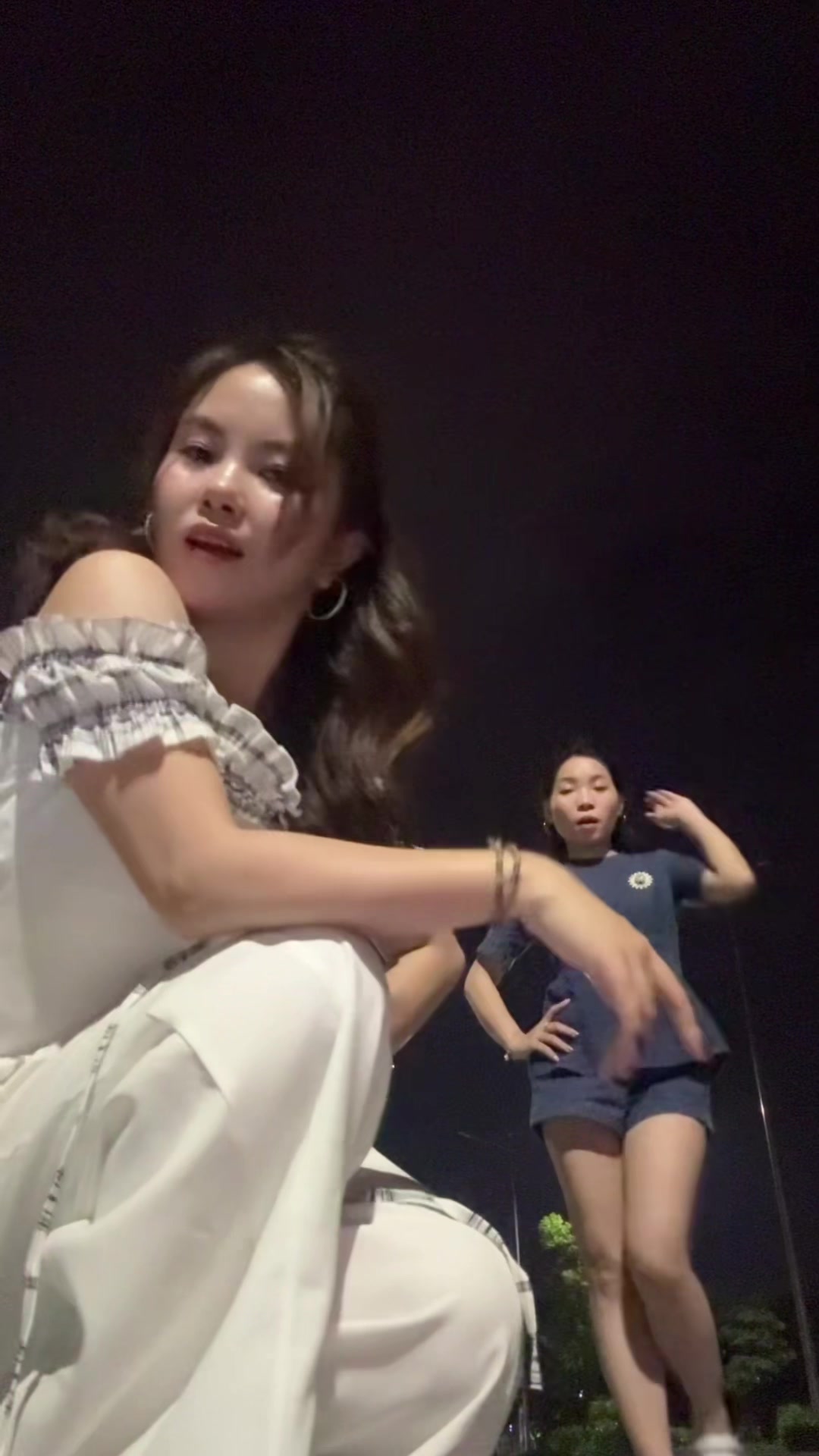 @bảo nh&ograve;ng nhọc 🙂&zwj;&harr;️