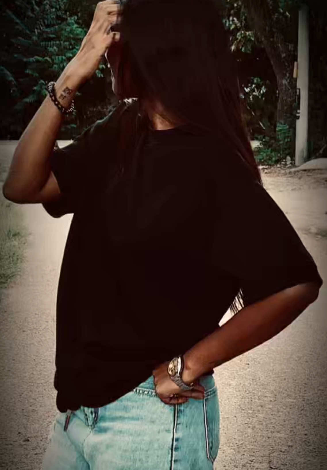@𝑻𝒉𝒂𝒎𝒊𝒛𝒉𝒔𝒆𝒍𝒗𝒊 💎