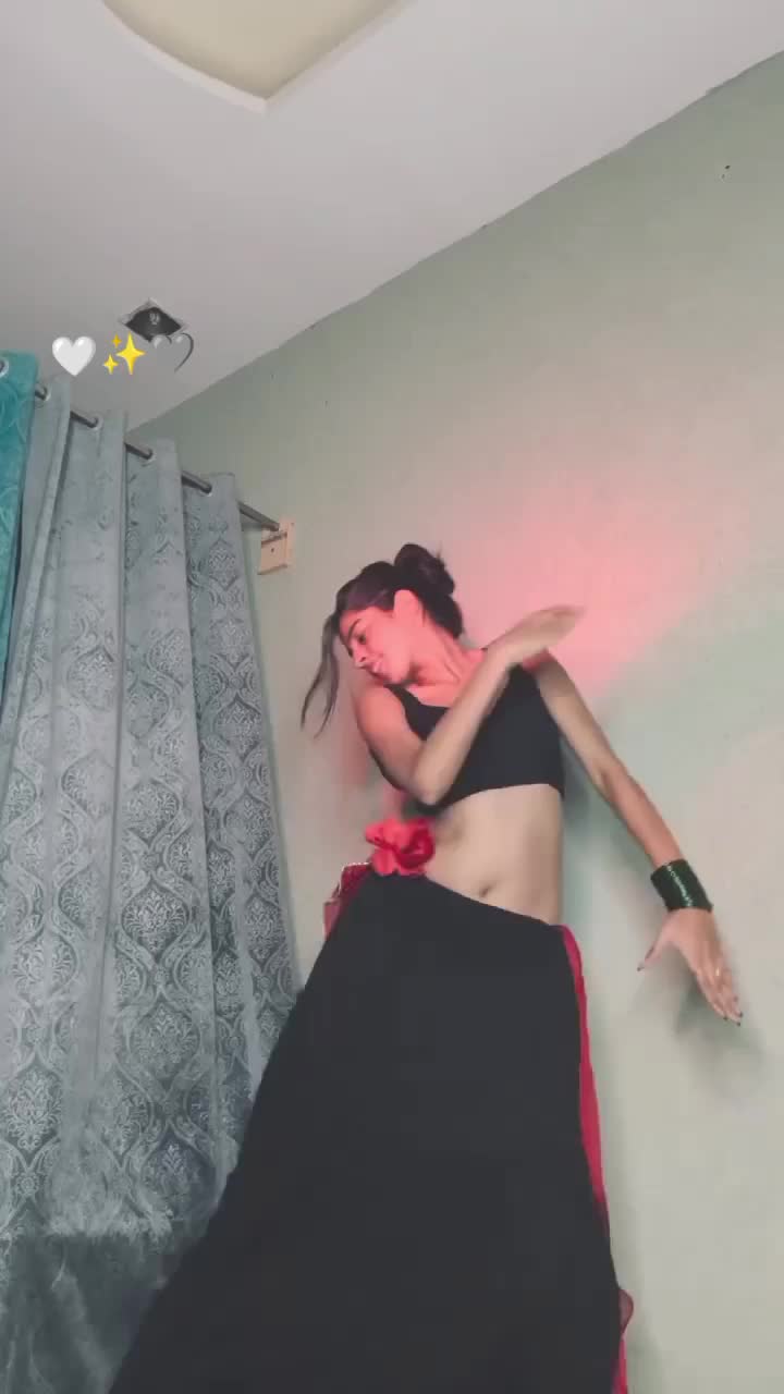 @Hot 🥵 Dance