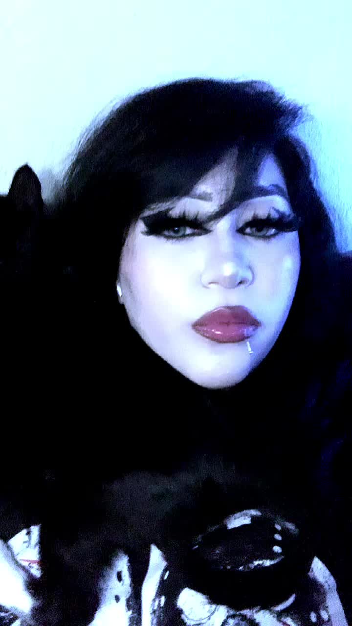 @_Vamp_ANA