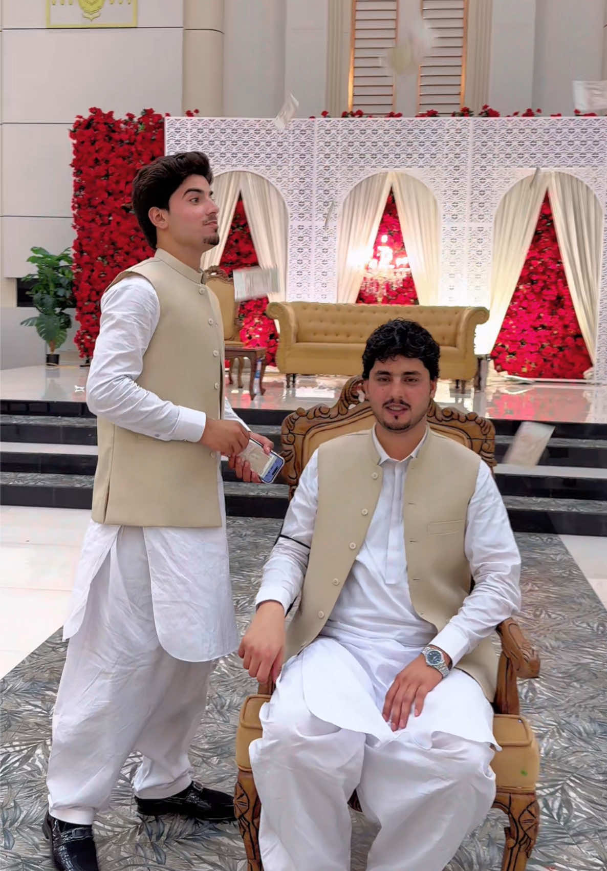 @Safi Vlogs