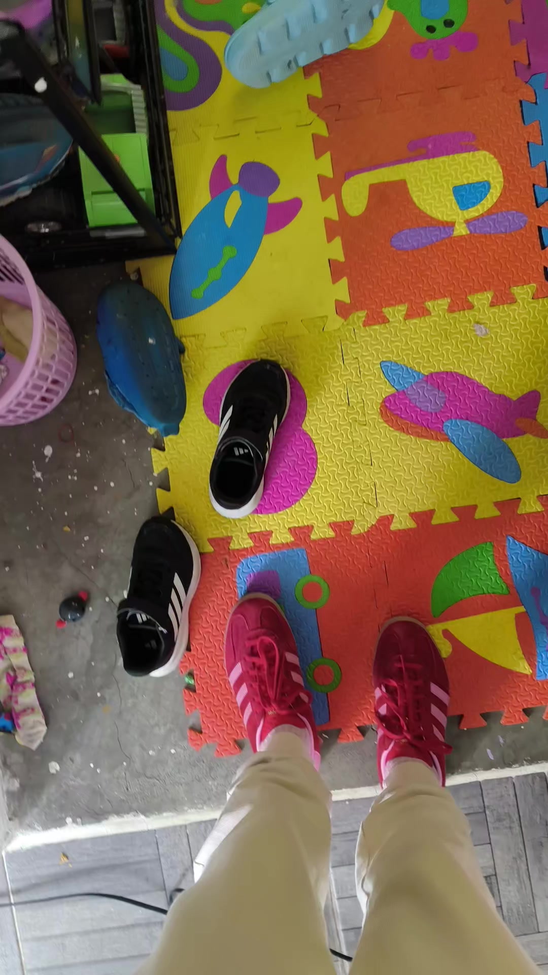 @lamaetacool 💜🖍️✂️🧸✏️