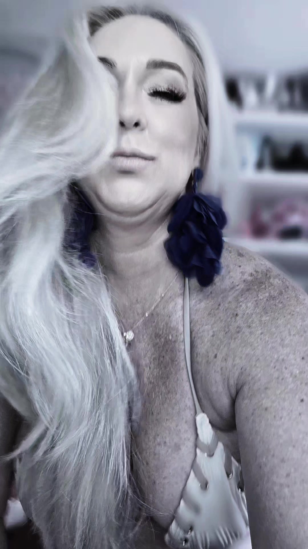 @Tonyaland12/naughtytonya12