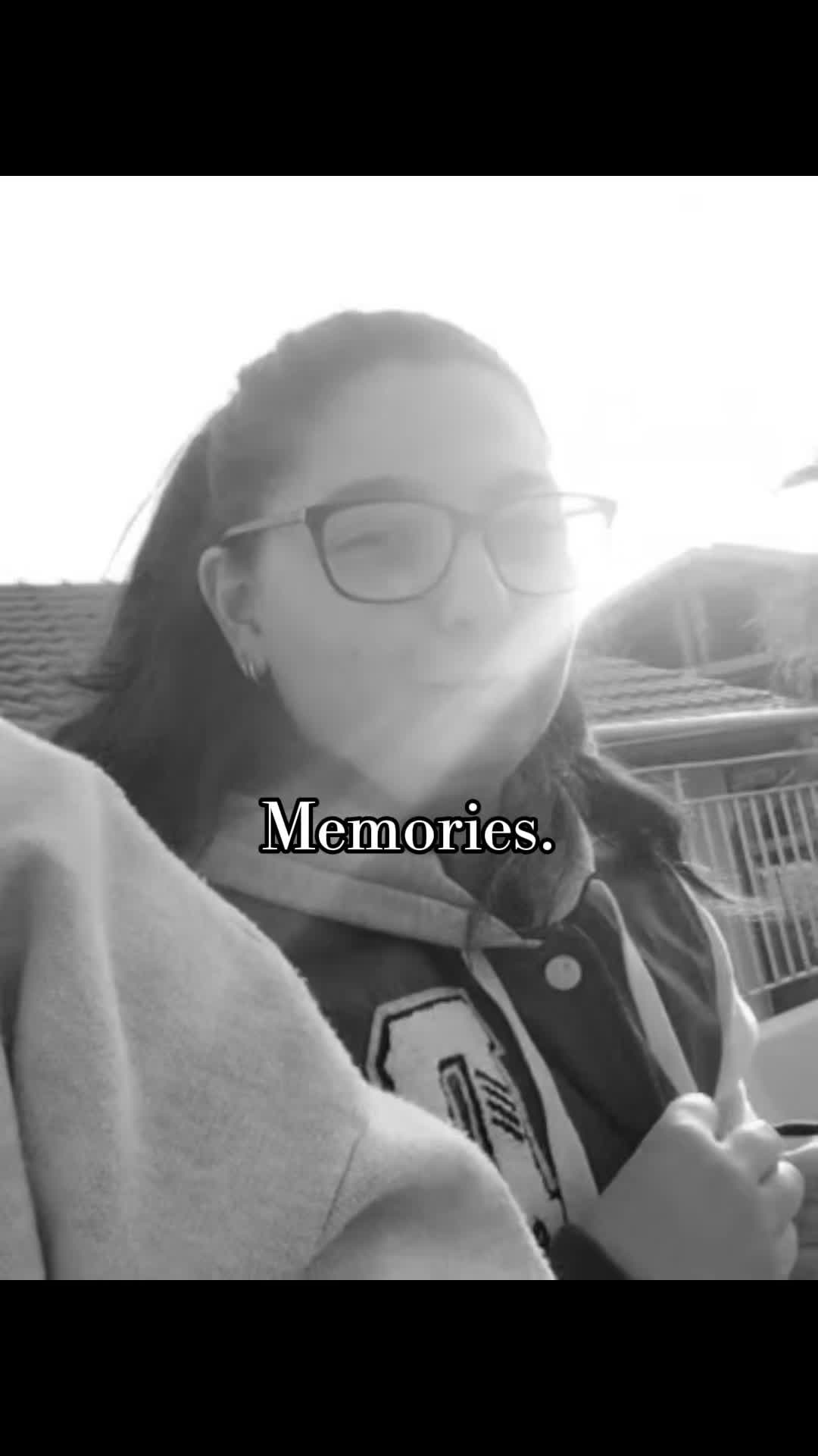 @Lallainghes2001
