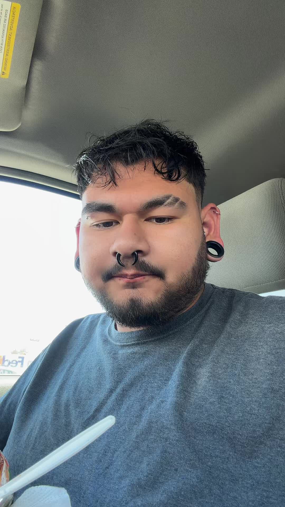 @izzythewavebuilder