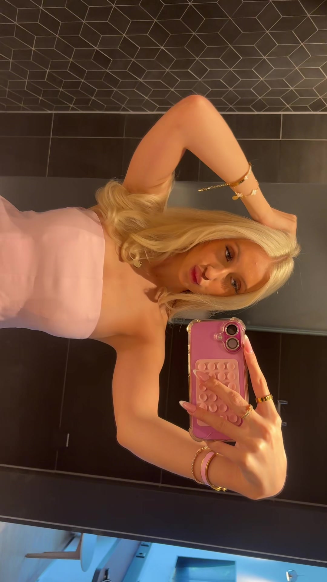 @ciaracollien