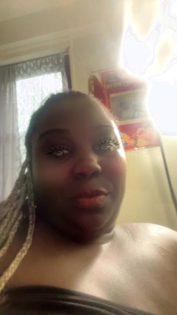 @Queenquana:Wig Influencer