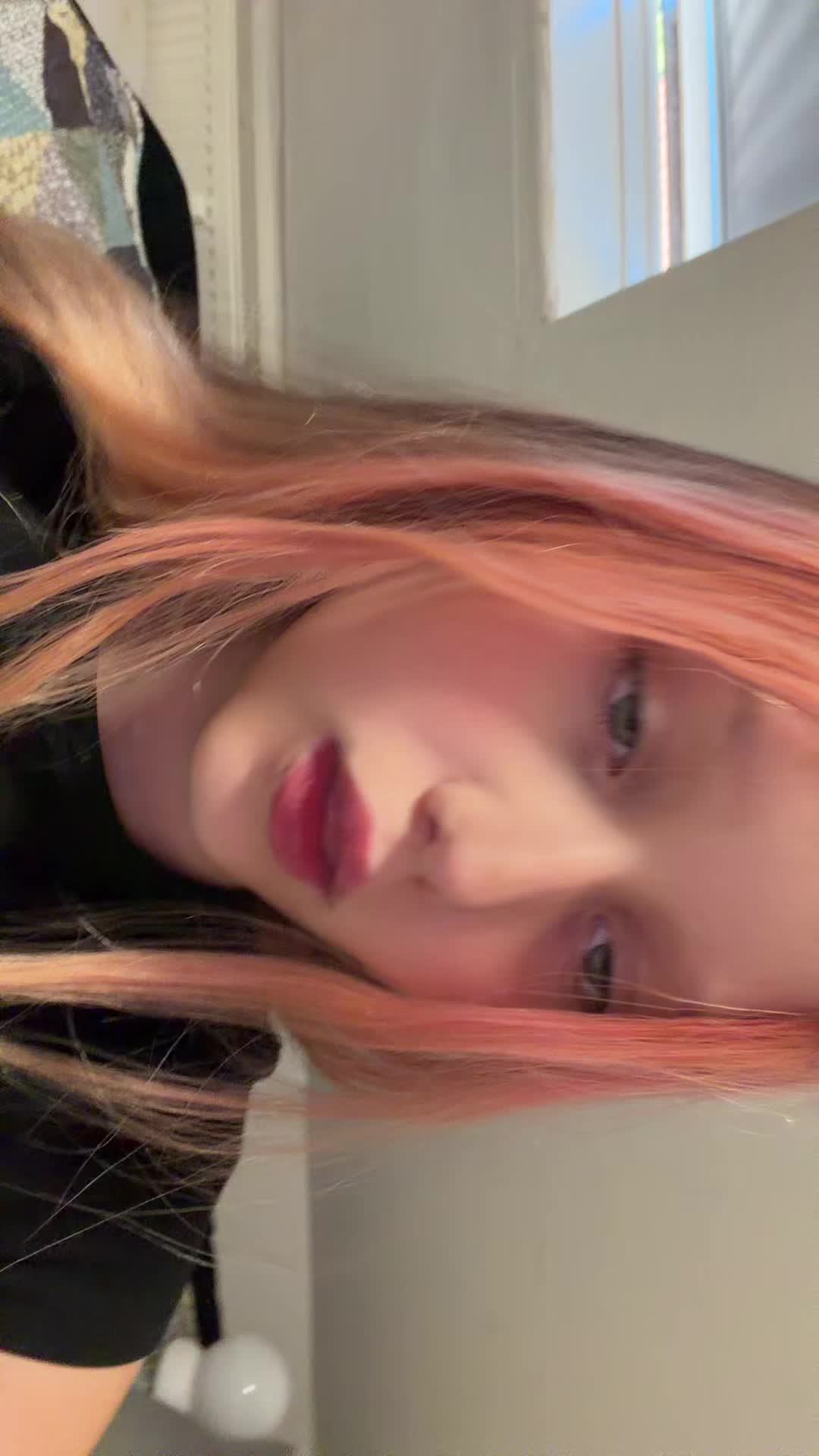 @Карина
