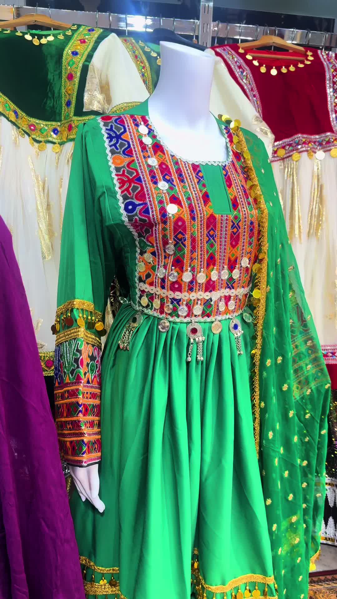 @Layla Collection