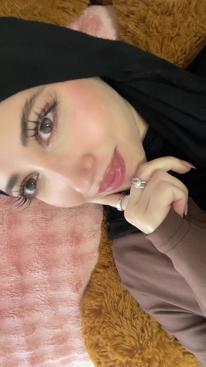 @لين
