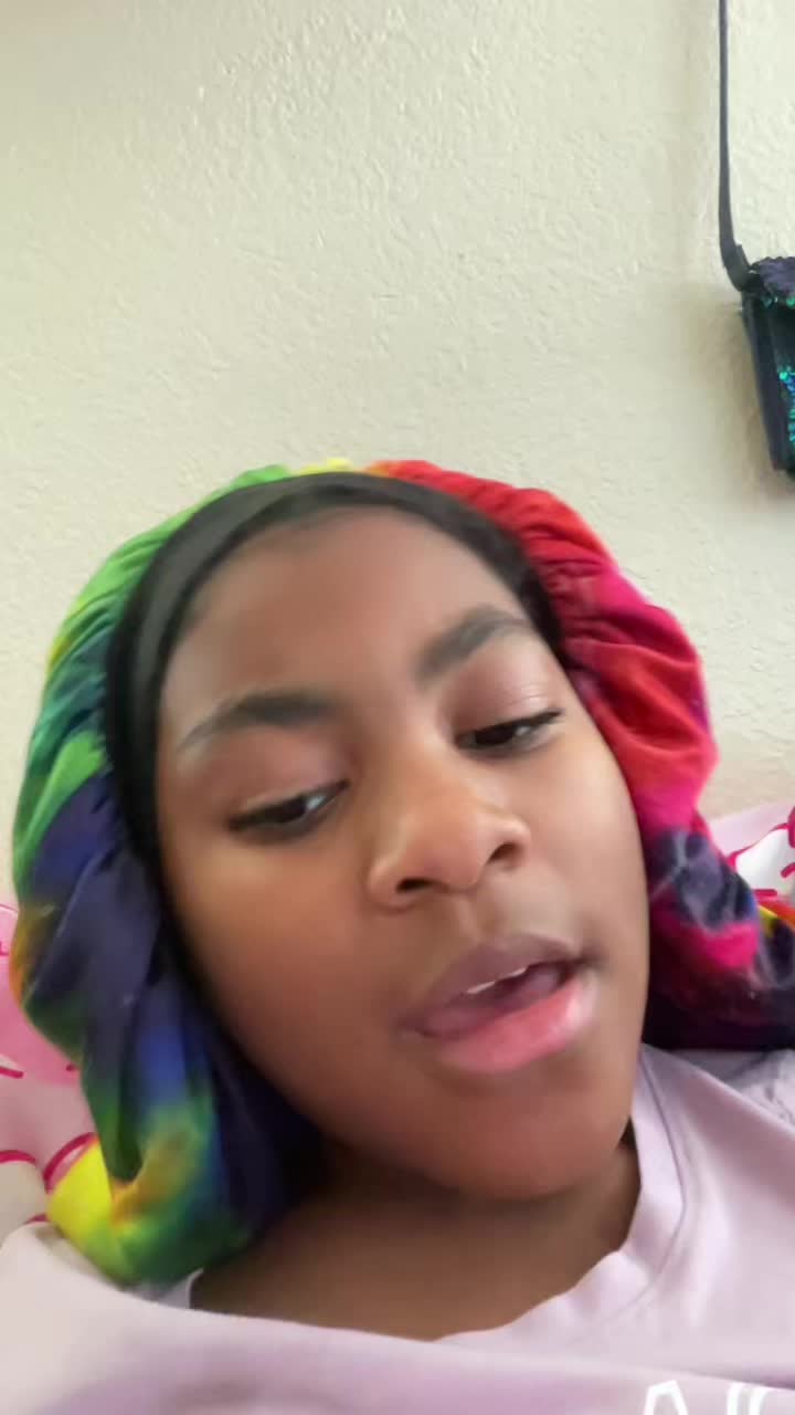 @ChelleyB0SS