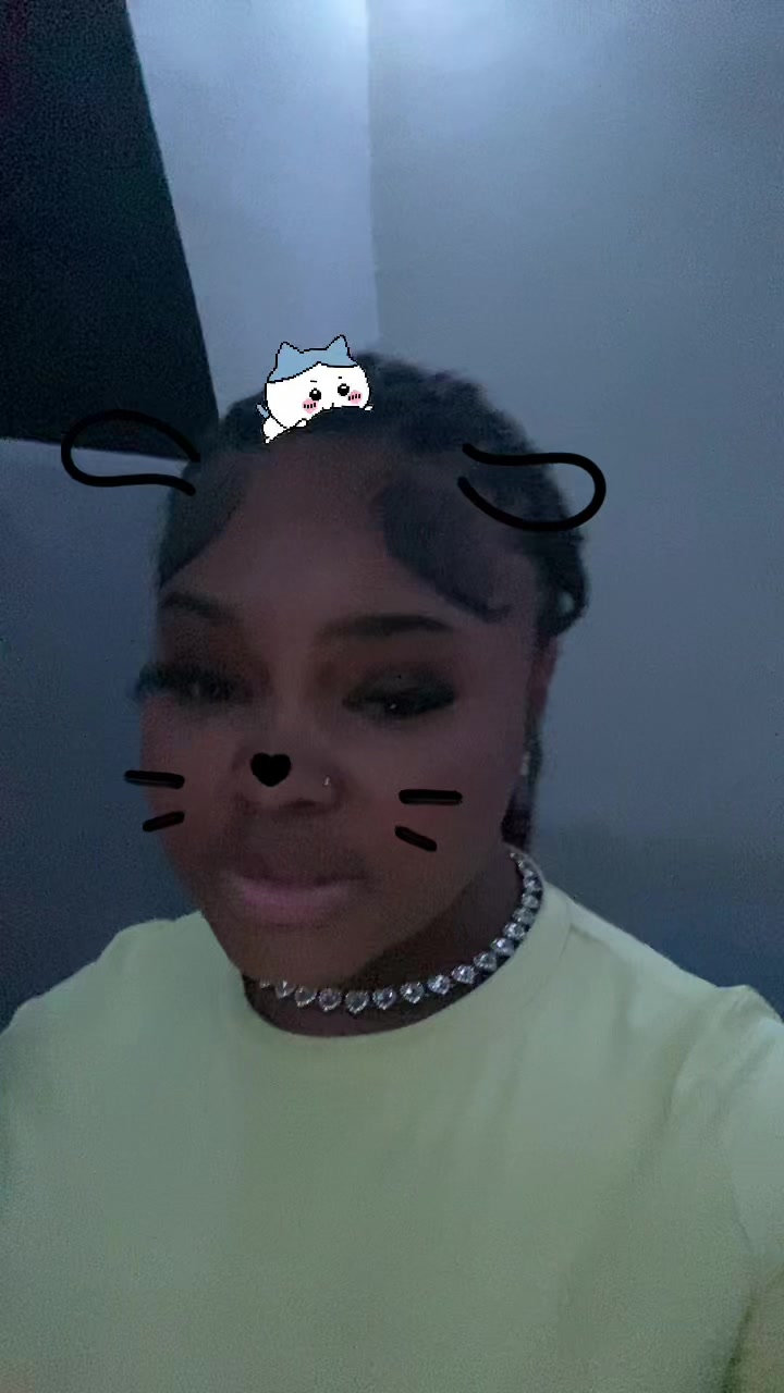 @queenb