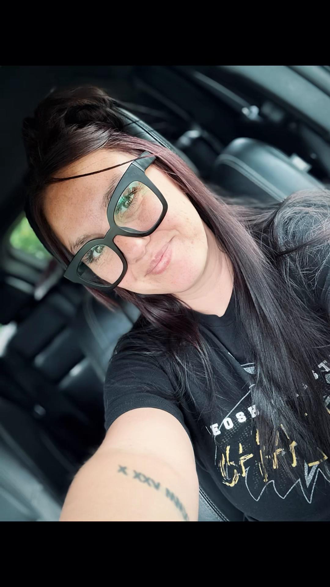 @LindseyRena