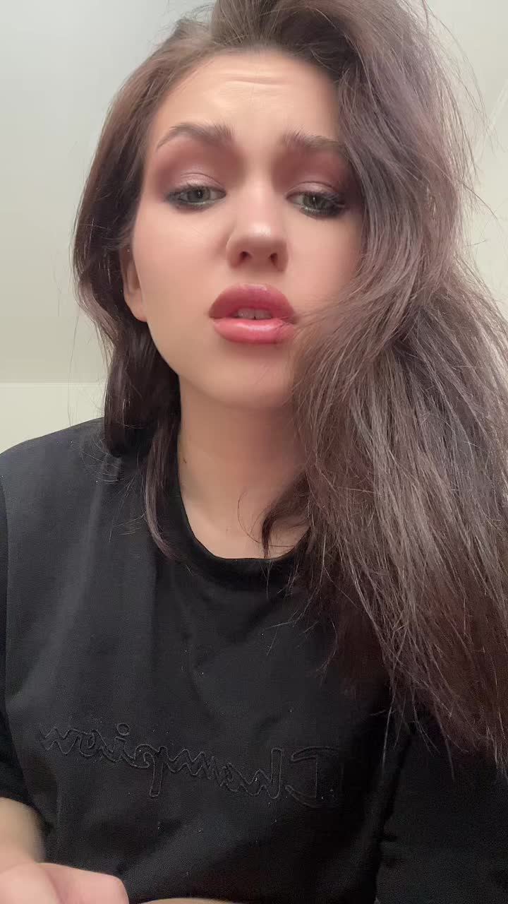 @vaaalensiaaas