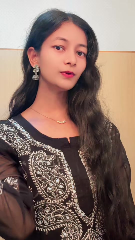 @二バ チョウダリ🇳🇵❤️ 🇯🇵