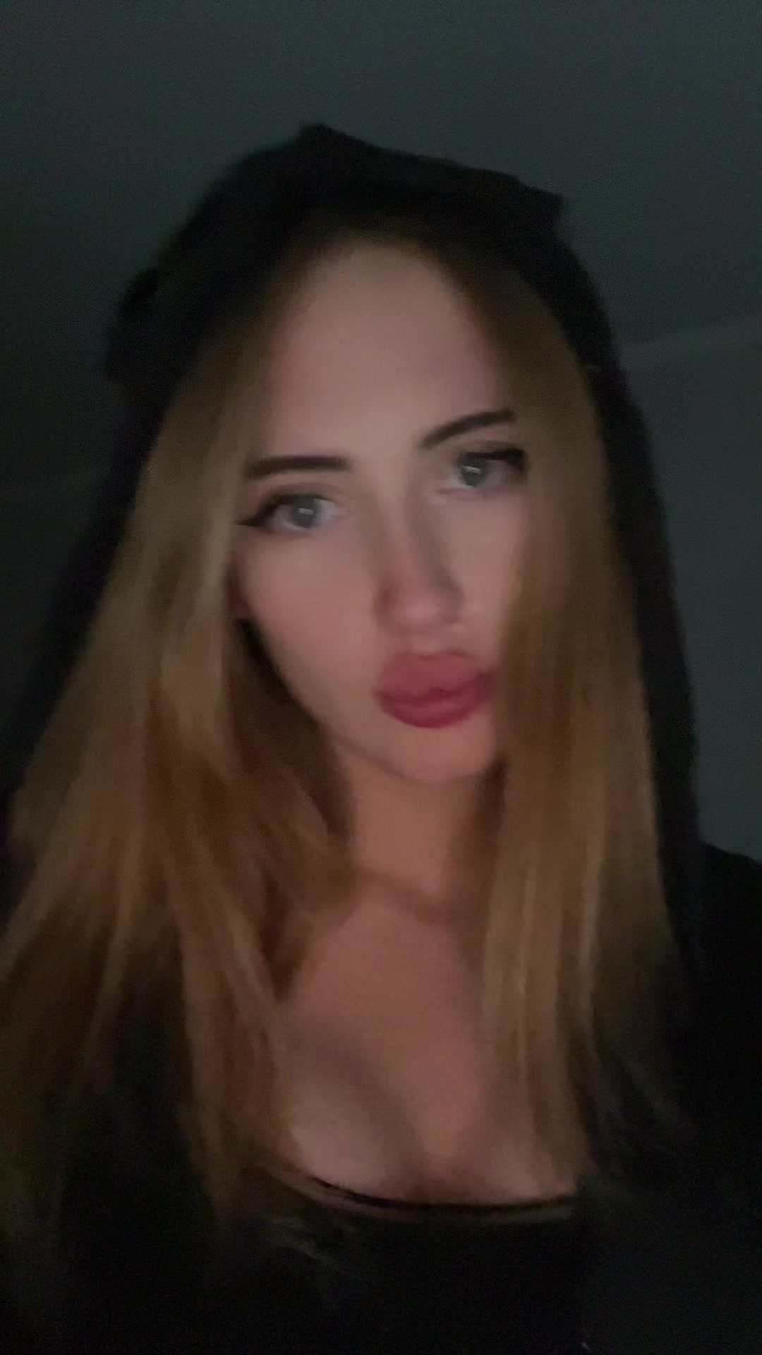 @каэтана