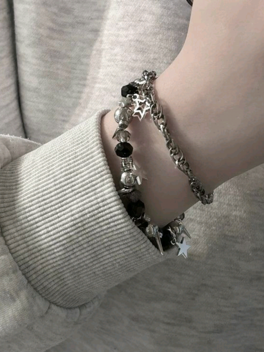 @` 𝓐𝐦𝒐𝐫 ,,