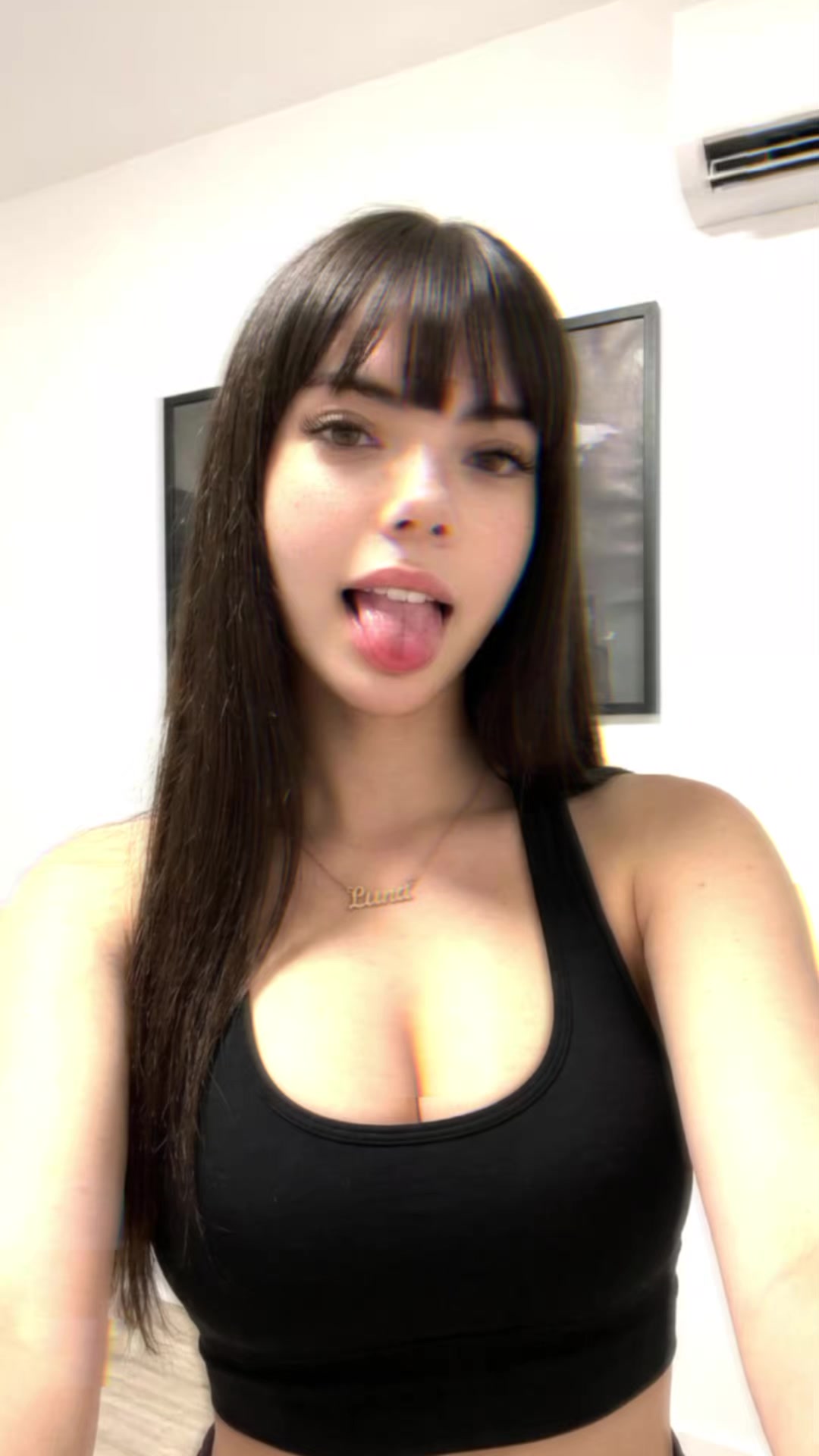 @Nicoole