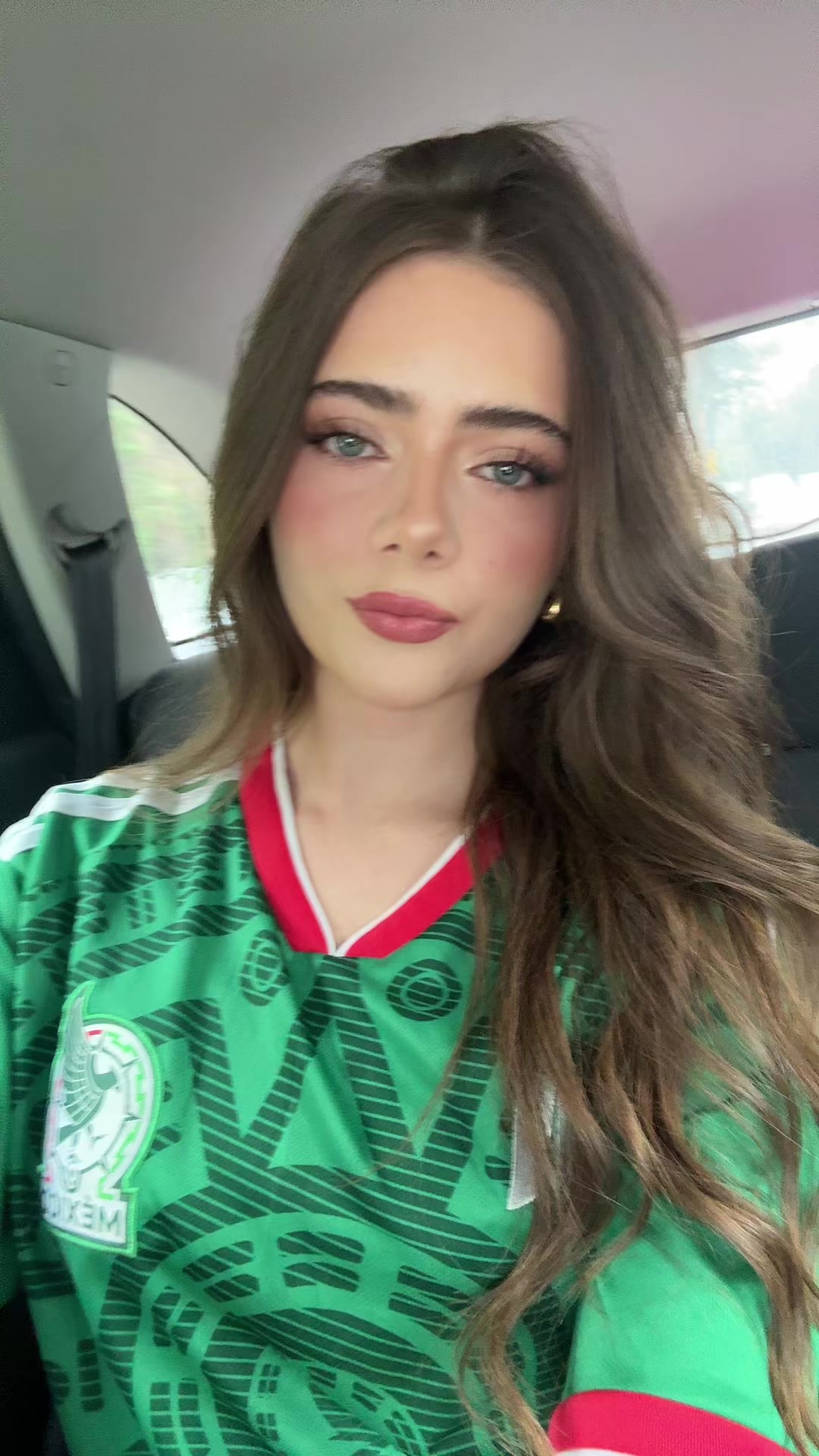 @Isabella
