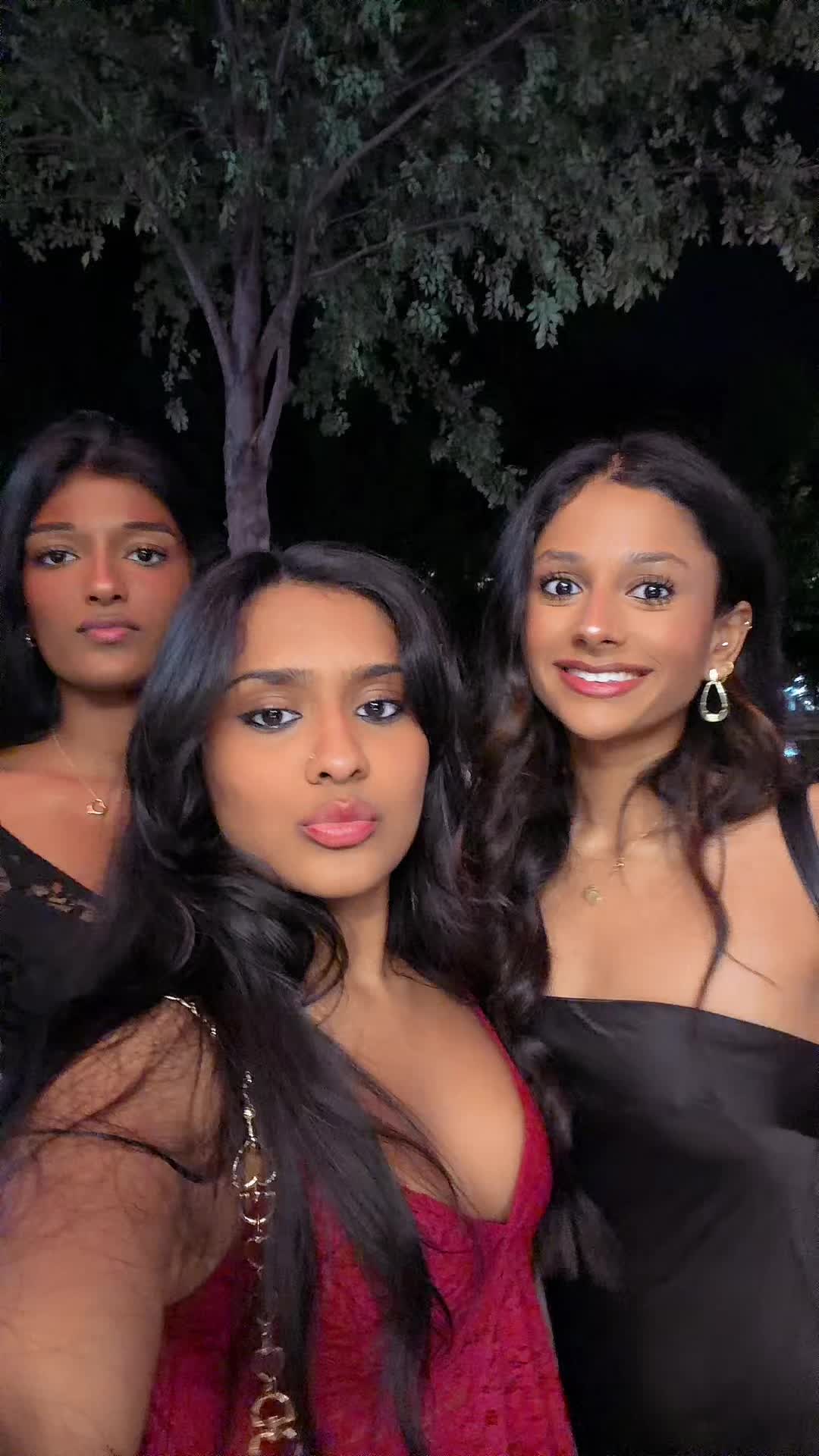 @rishika🎀