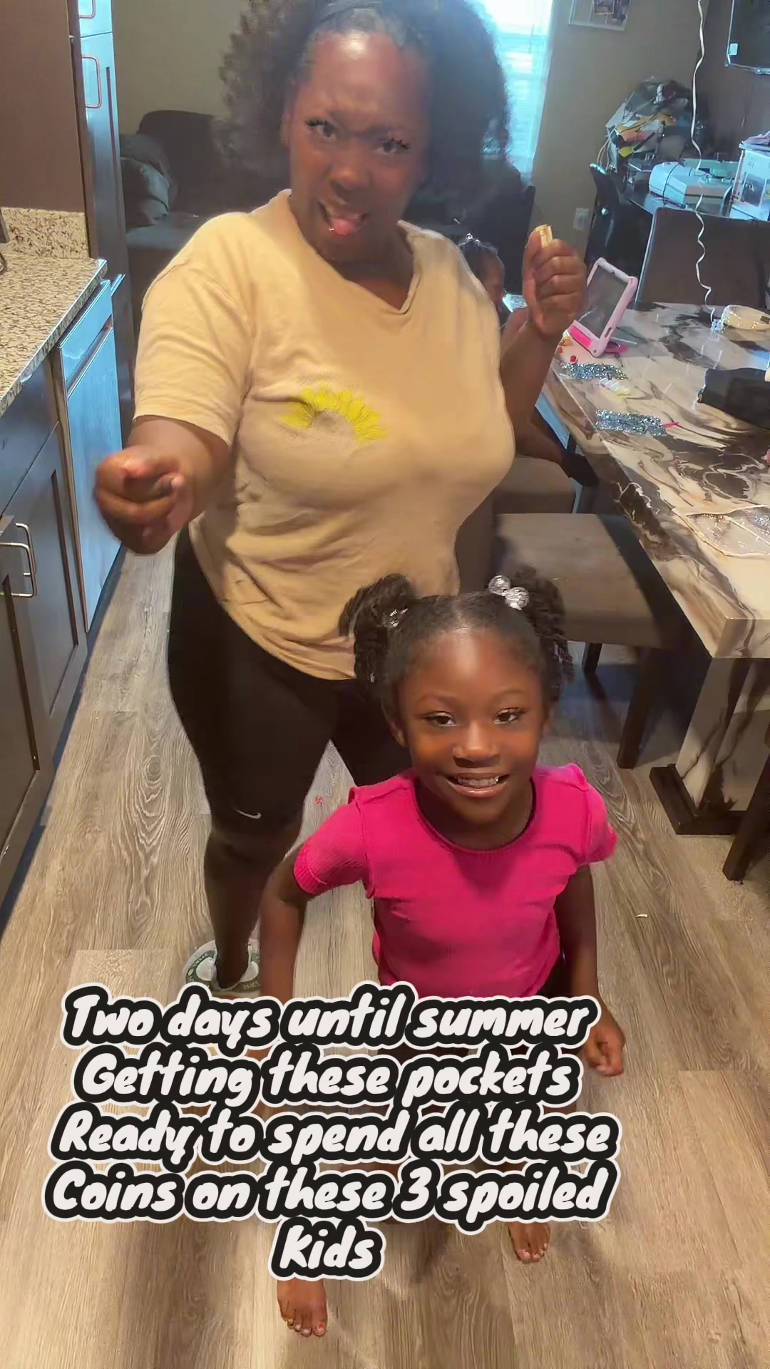 @Momof3