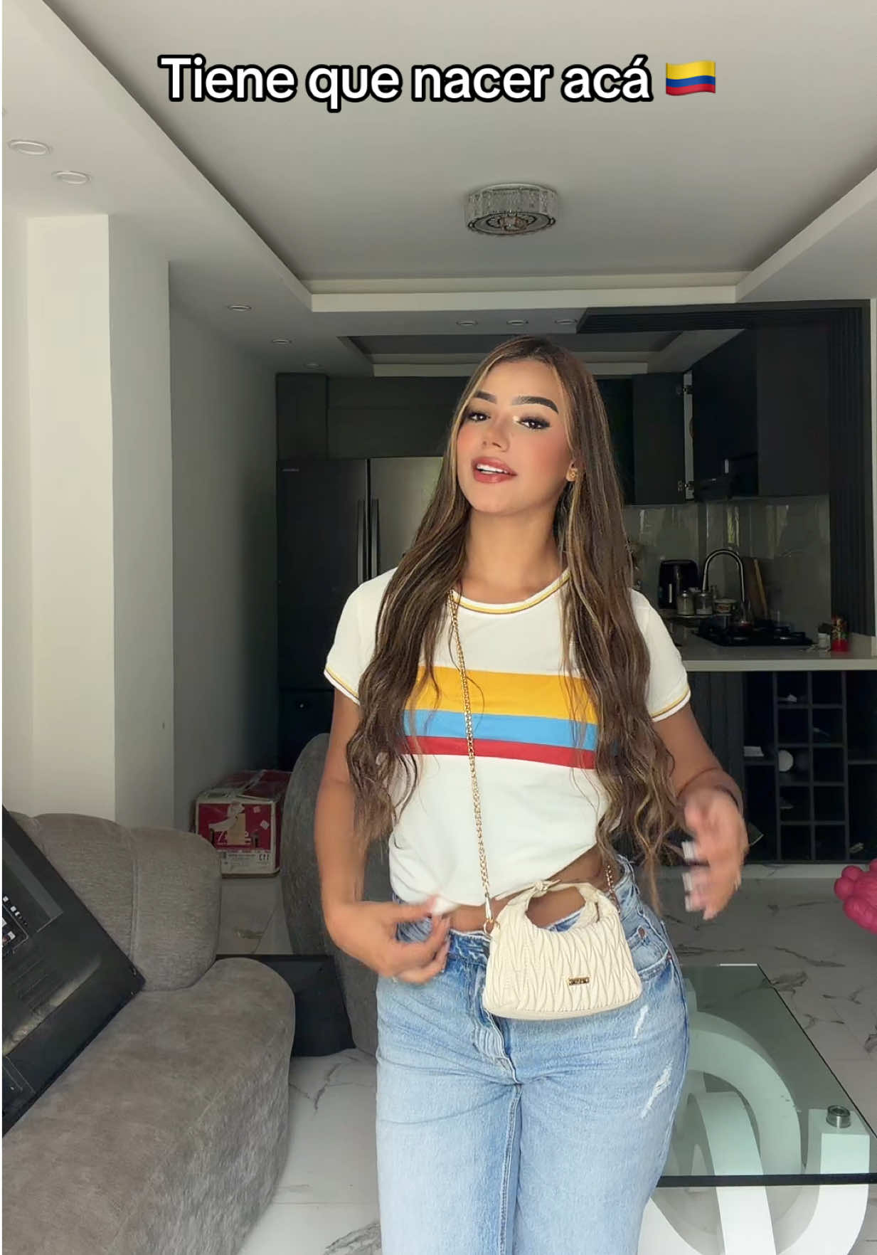 @sarasuarez__