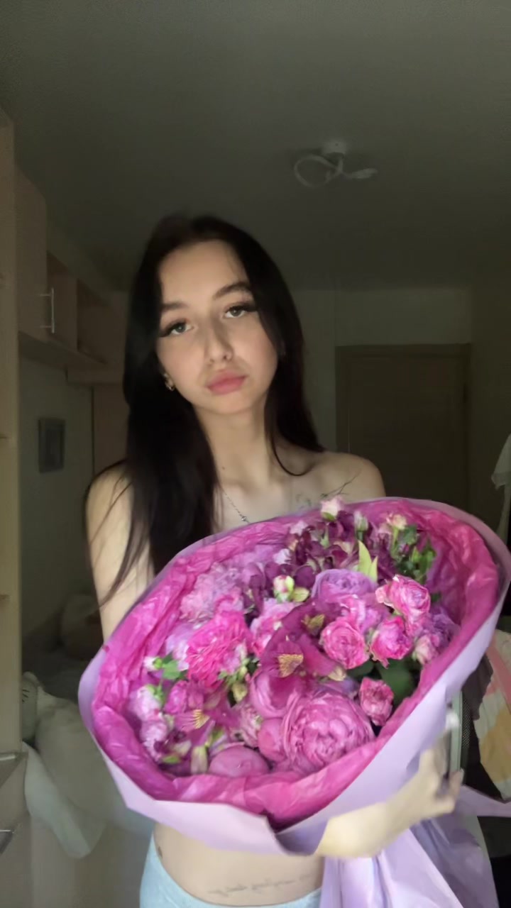 @Lizwft