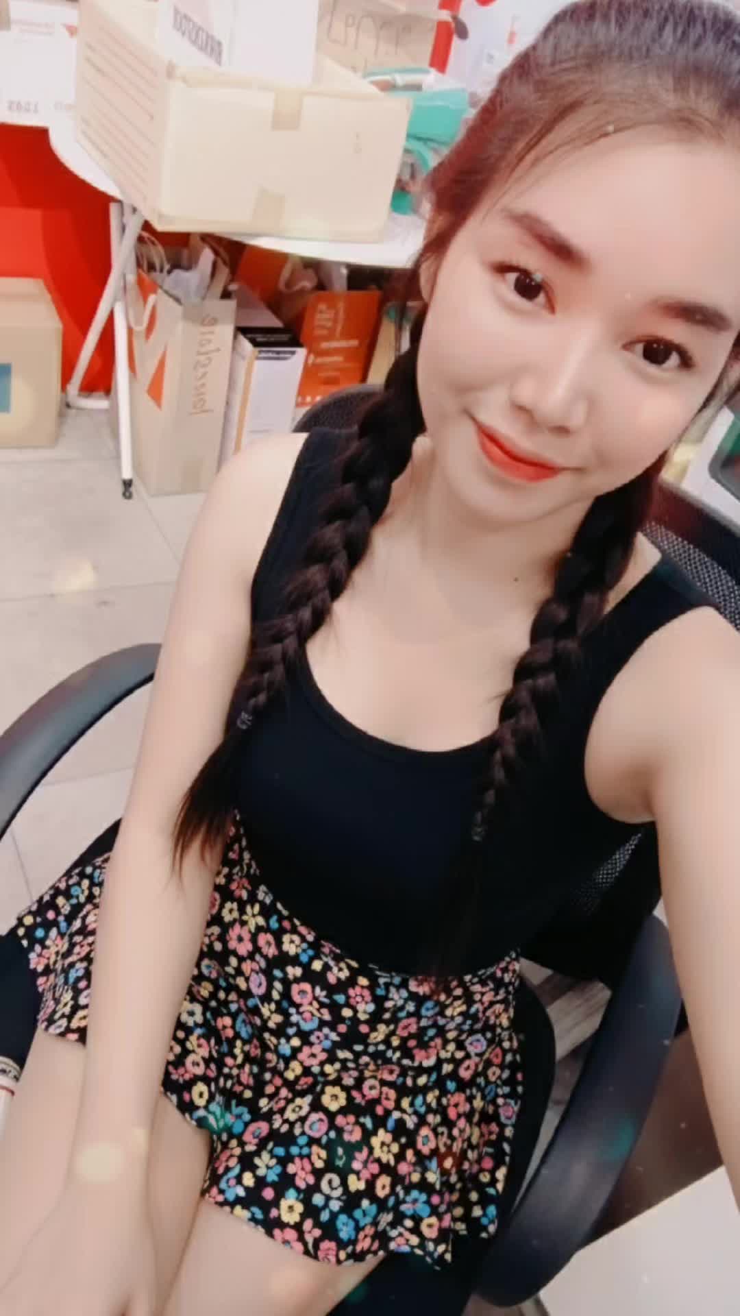 @momai