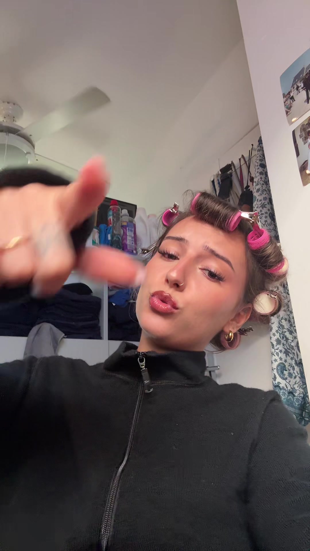 @Carlota ๐
