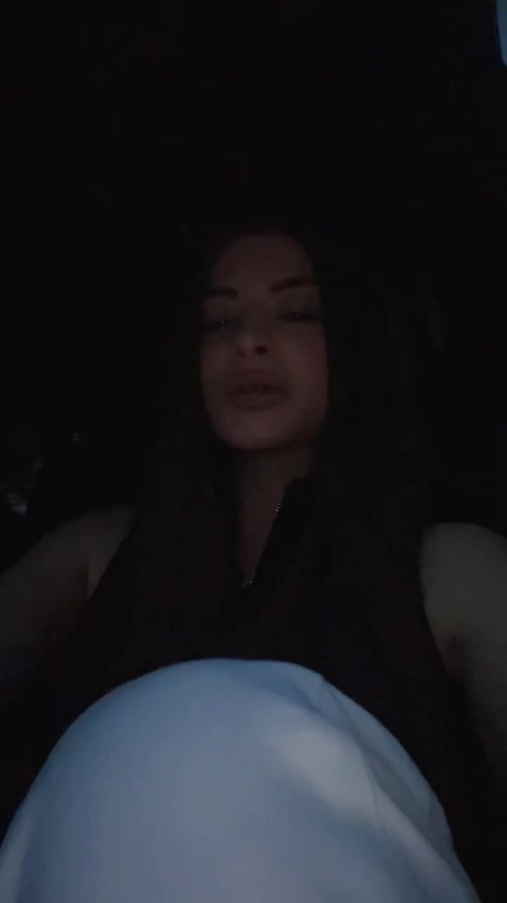 @👸
