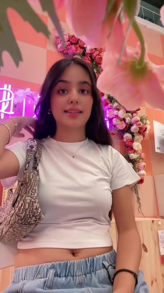 @Tarushi