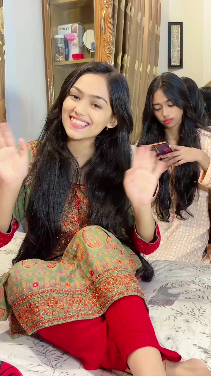 @Eva Khan