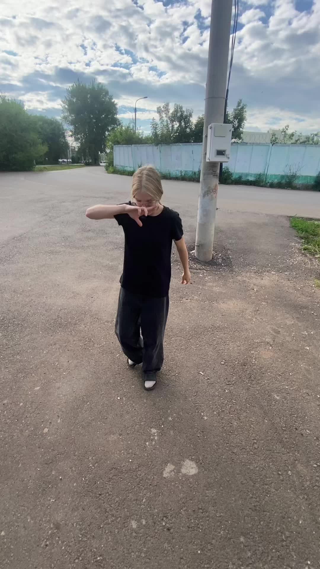 @Davidova🇹🇯