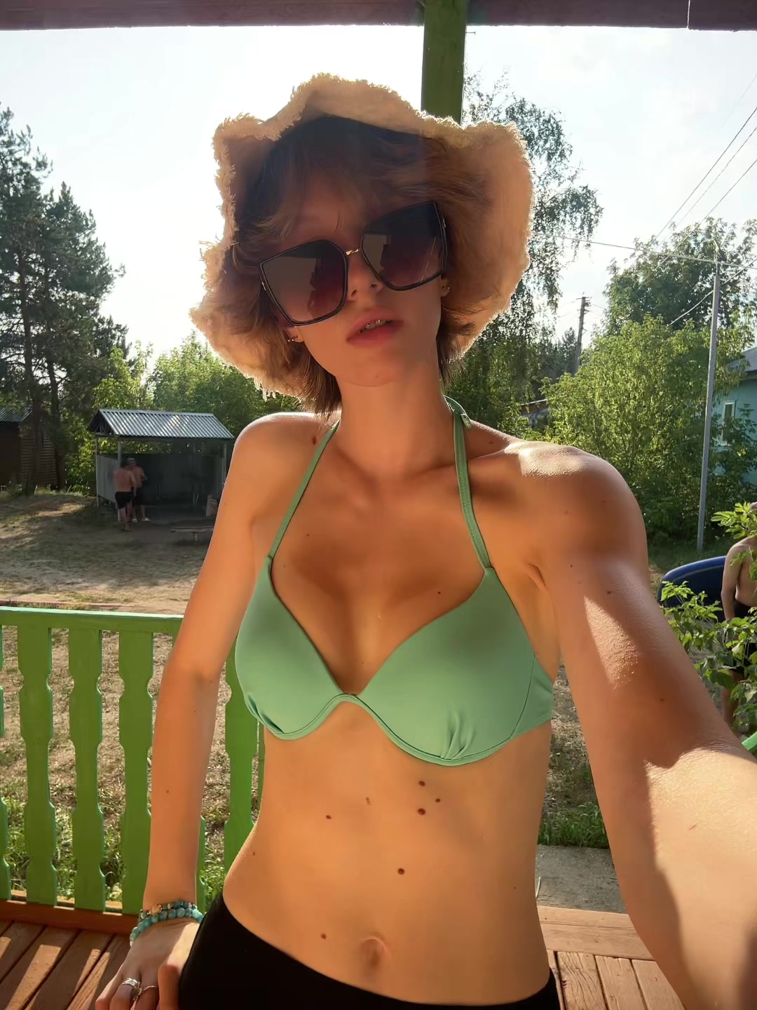 @hay_nyash_x