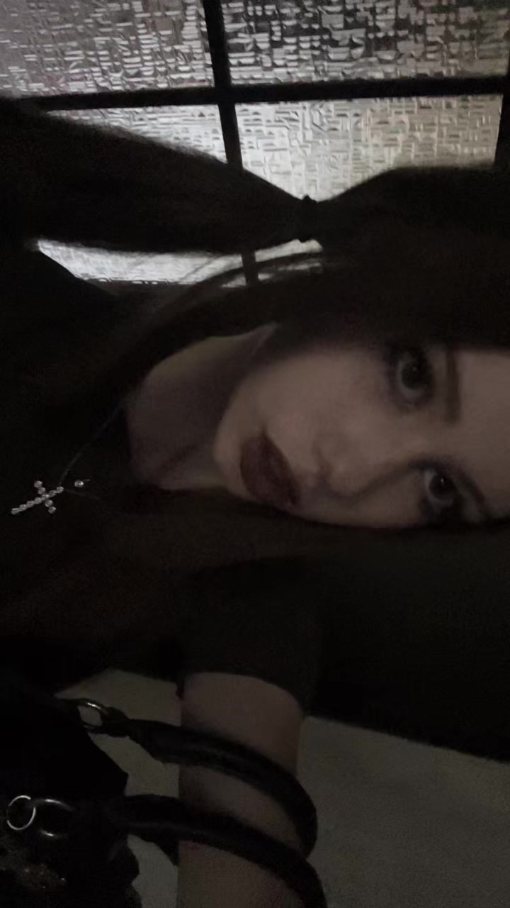 @ТГК- Кариночка мурр🖤