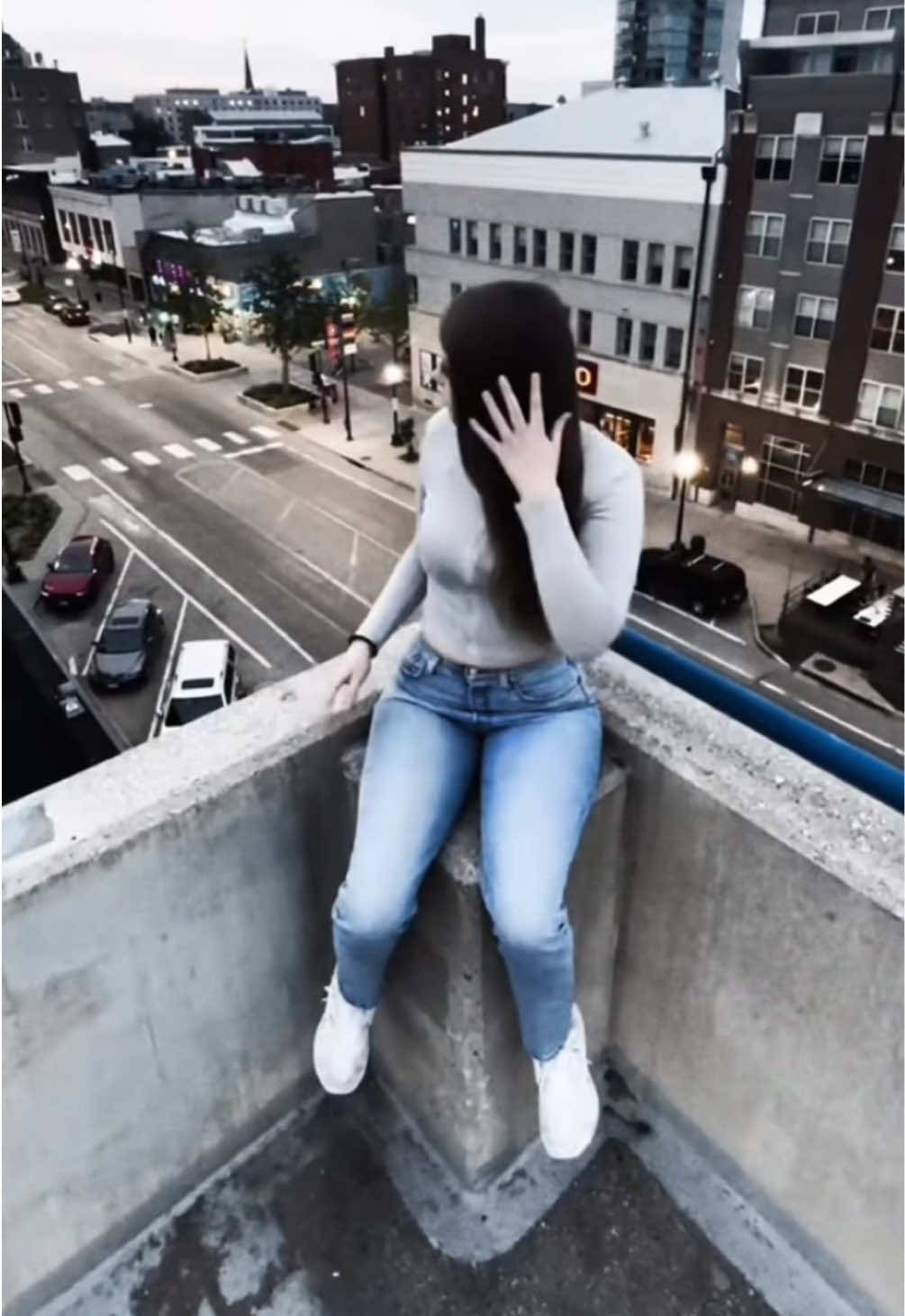 @kindaweird