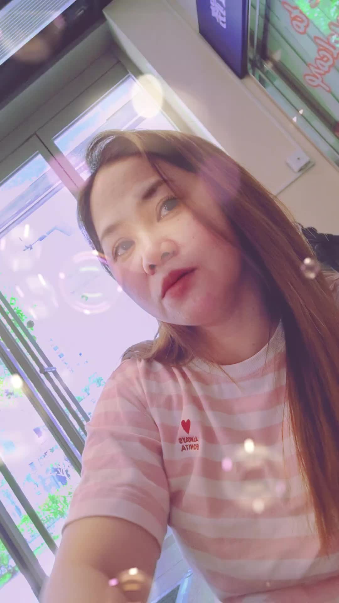 @lheslyn04