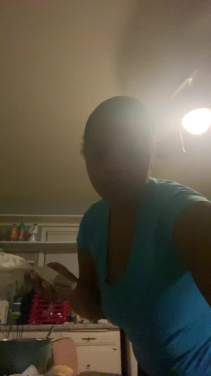 @TheeShanaeMarie