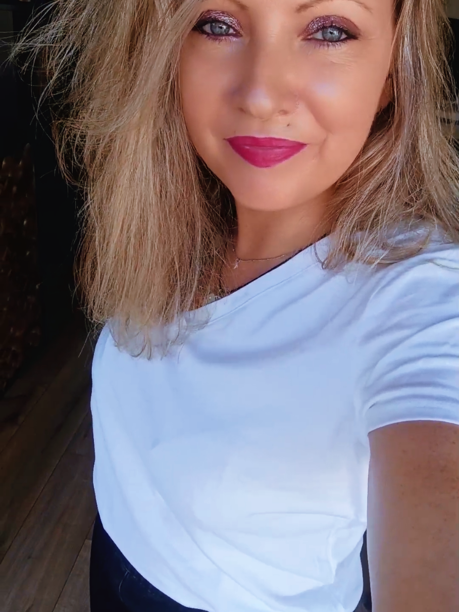 @Mélissa 🦋