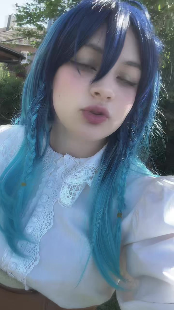 @emmaxcos_