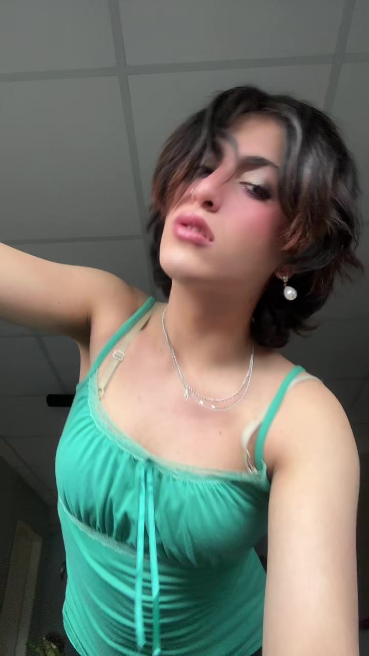 @Leiis